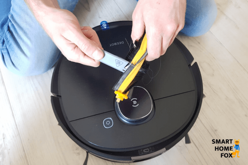 Nettoyage poils Deebot OZMO T8 AIVI